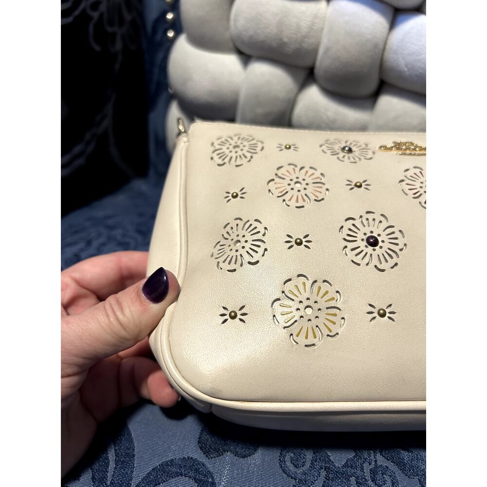 Coach Nolita Wristlet 22 with Cut Out Tea Rose Chalk Ivory - Picture 2 of 13